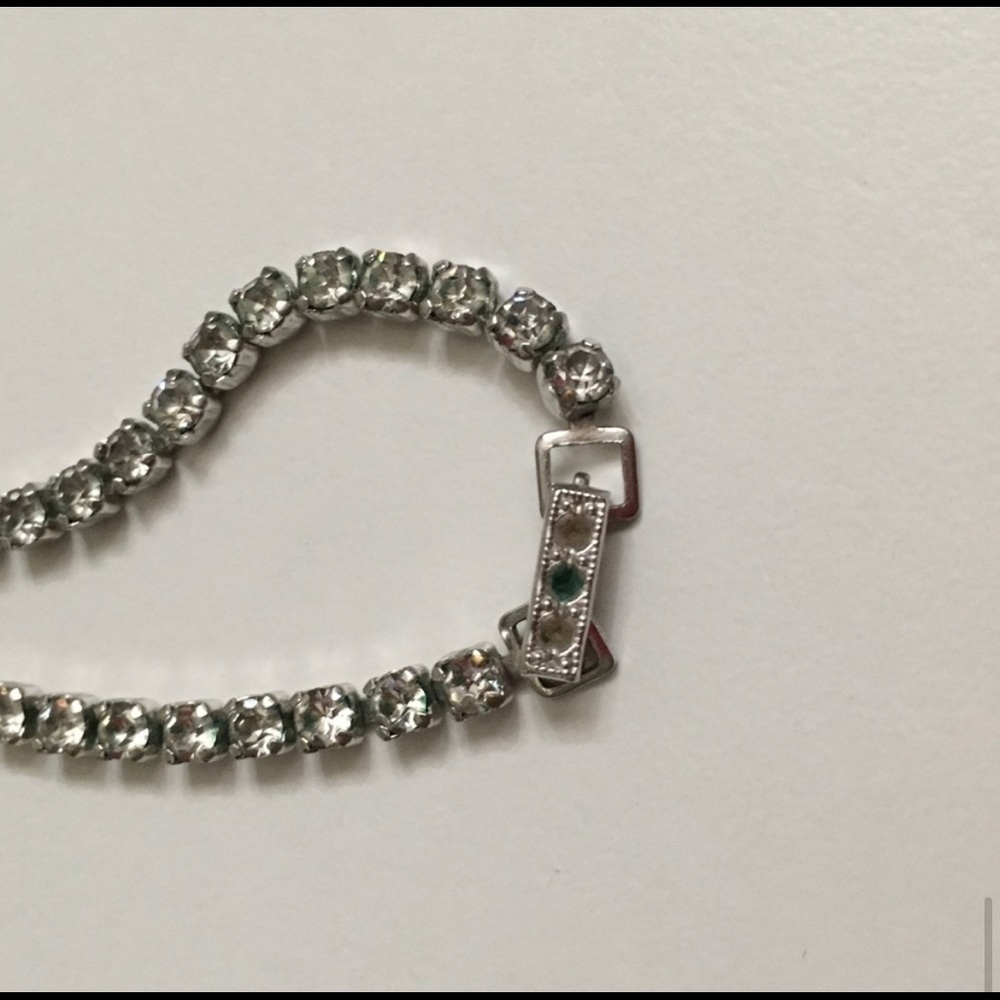 Vintage Rhinestone Necklace - Picture 6 of 6